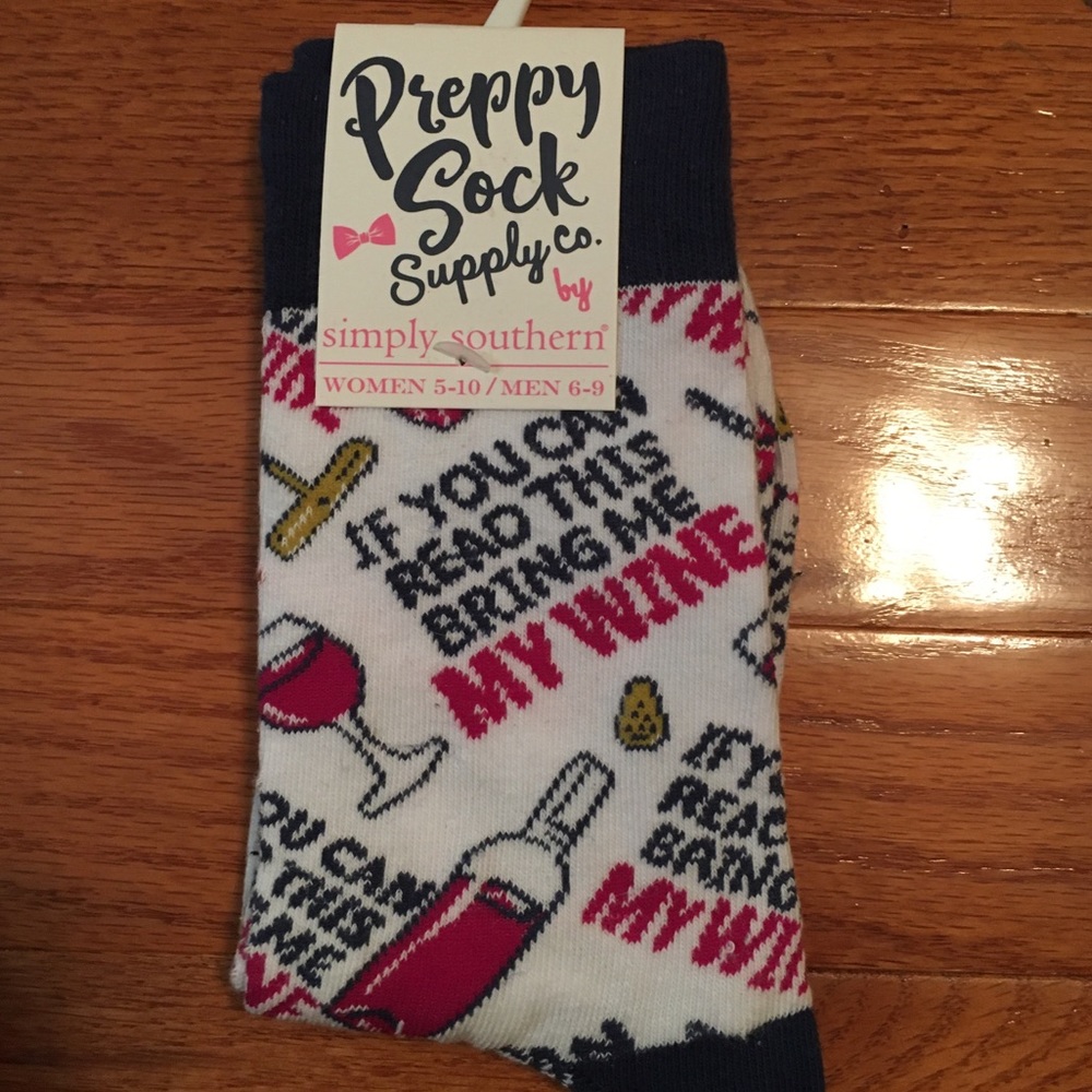 If you can read this bring me wine socks
